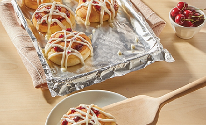 
Cherry Cinnamon Rolls
