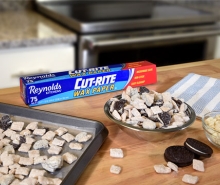 Cookies & Cream Puppy Chow