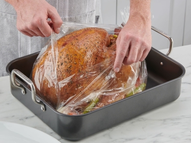 Easy Reynolds Kitchens&reg; Oven Bag Recipes