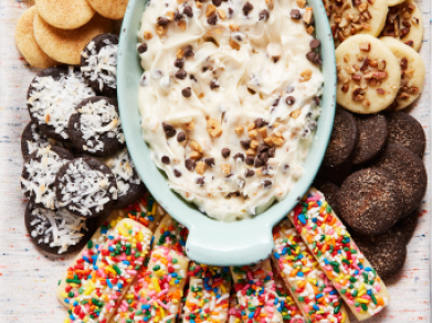 Cookie Dunkers with Dip