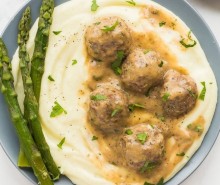 Slow Cooker Swedish Meatballs